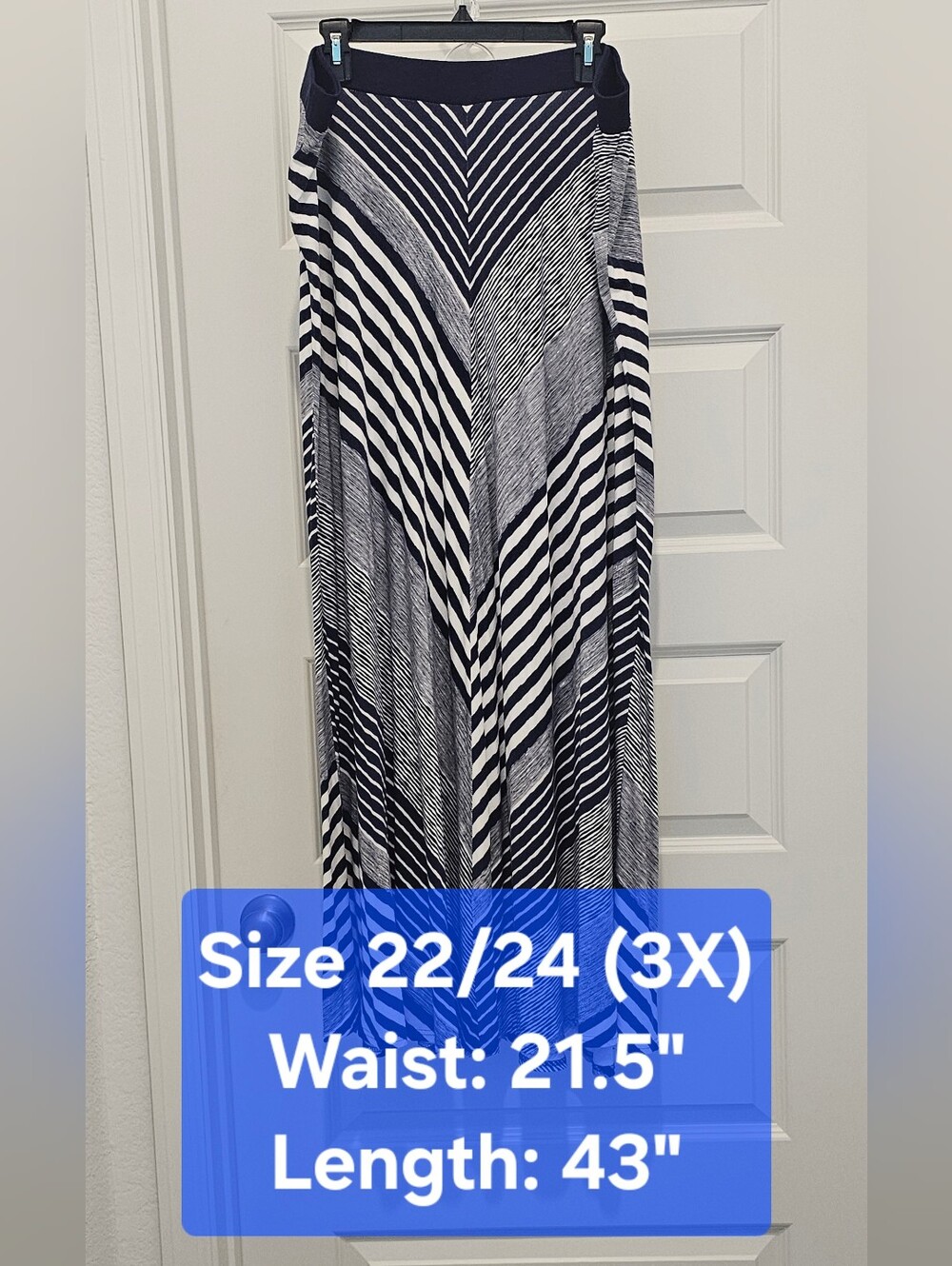 NWOT Lane Bryant Chevron Striped Matte Jersey Maxi Skirt Plus Size 22/24 3X